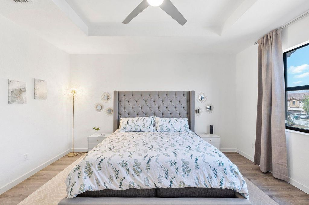 Image 33 of property listing at 8433 Blue Cove Way 8433, Parkland, FL 33076