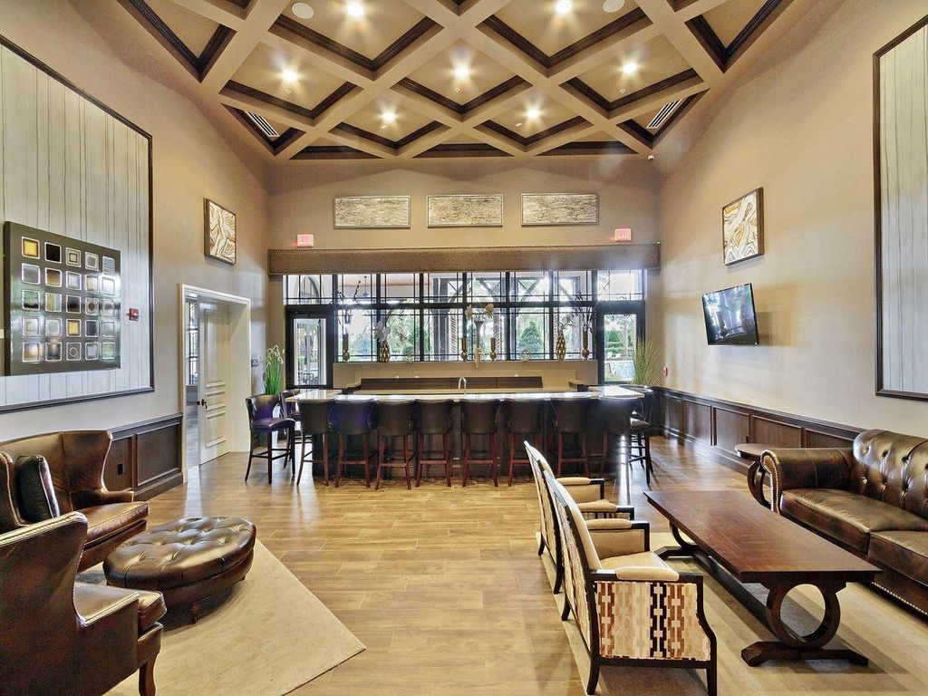 Image 58 of property listing at 8433 Blue Cove Way 8433, Parkland, FL 33076