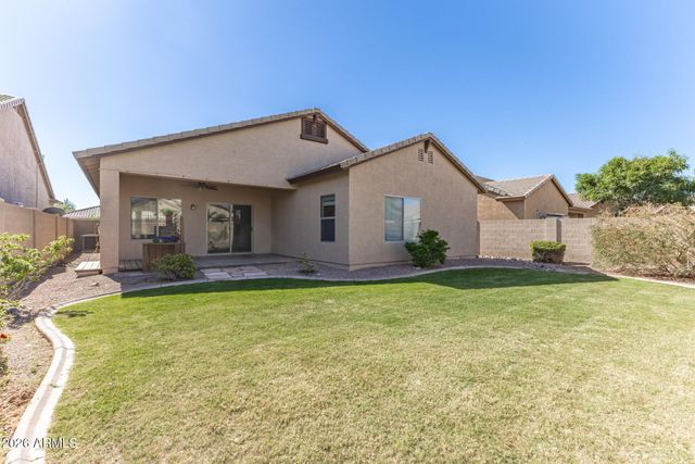 11746 W JESSIE Lane, Sun City, AZ 85373