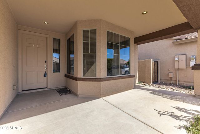 11746 W JESSIE Lane, Sun City, AZ 85373