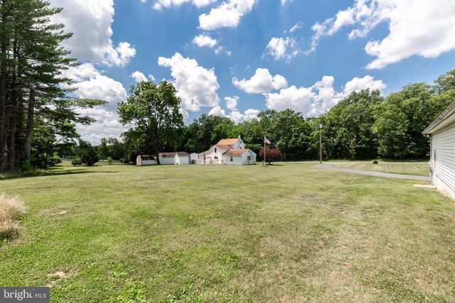 3831 WALNUT GROVE RD, Taneytown, MD 21787