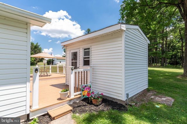3831 WALNUT GROVE RD, Taneytown, MD 21787