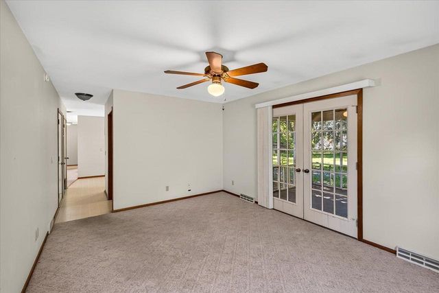 260 Ash Street, Oregon, WI 53575