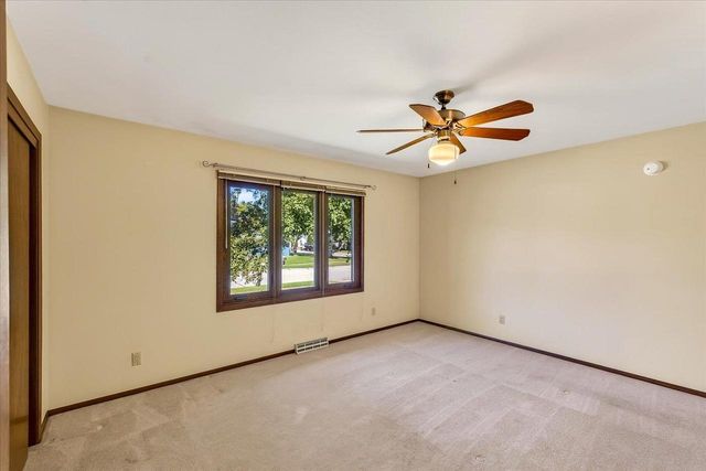260 Ash Street, Oregon, WI 53575