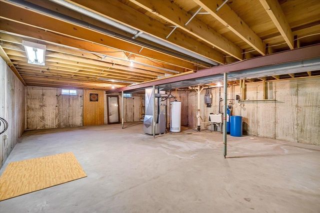 260 Ash Street, Oregon, WI 53575