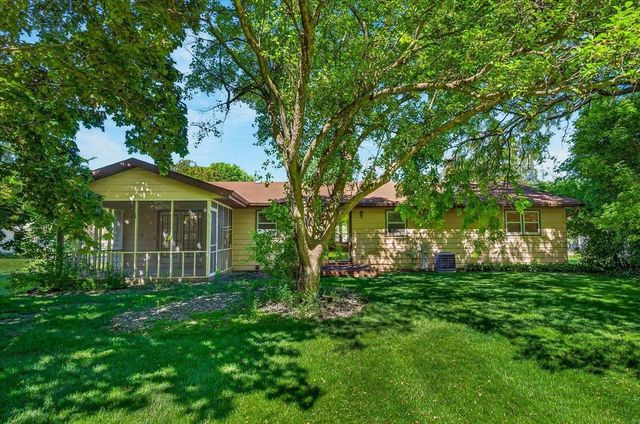 260 Ash Street, Oregon, WI 53575