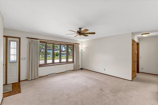 260 Ash Street, Oregon, WI 53575