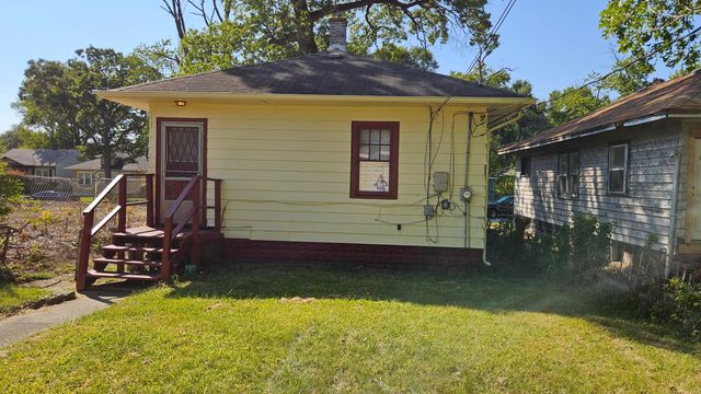 4445 Jackson Street, Gary, IN 46408