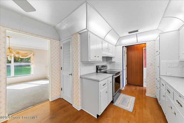 6030 Orangeview Drive, Melbourne, FL 32904