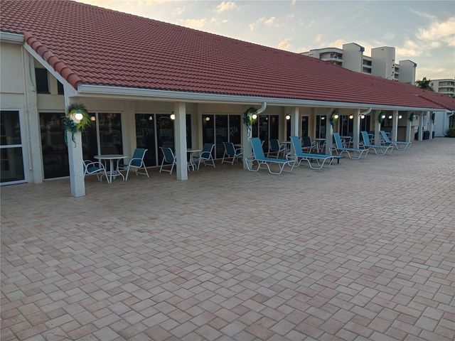 7871 SAILBOAT KEY BOULEVARD S 307, South Pasadena, FL 33707