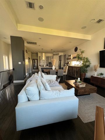 7846 Verona Place, Dallas, TX 75231