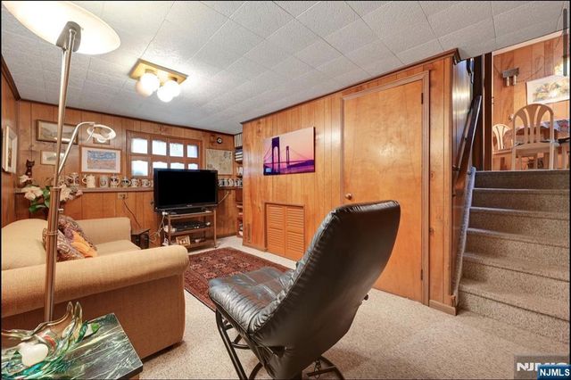 103 Primrose Lane, Closter, NJ 07624