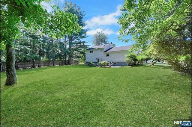 103 Primrose Lane, Closter, NJ 07624