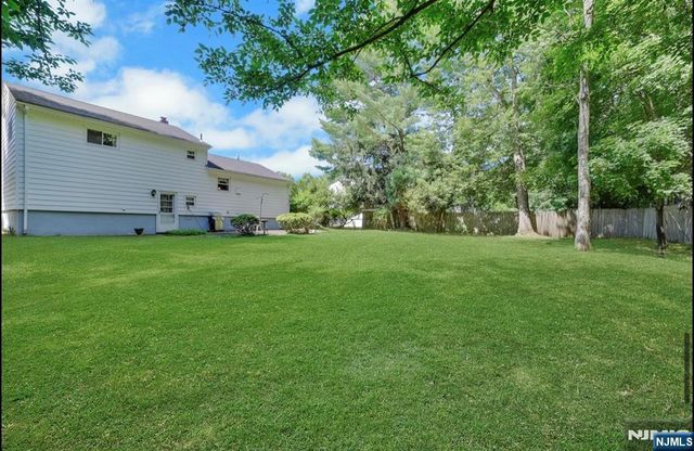 103 Primrose Lane, Closter, NJ 07624