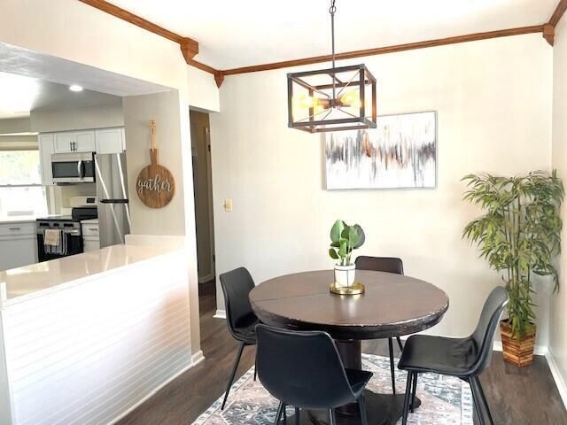 W156N10945 Catskill LANE, Germantown, WI 53022