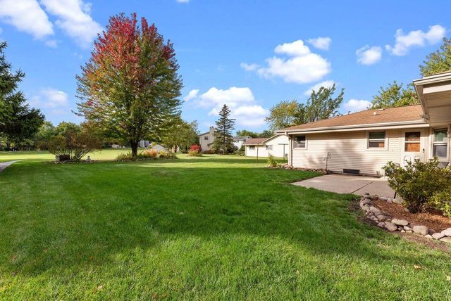 W156N10945 Catskill LANE, Germantown, WI 53022