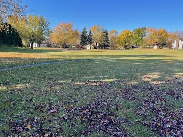 W156N10945 Catskill LANE, Germantown, WI 53022