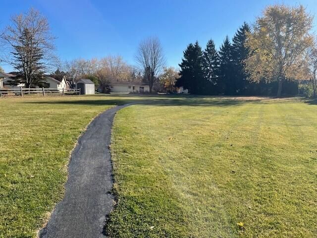 W156N10945 Catskill LANE, Germantown, WI 53022
