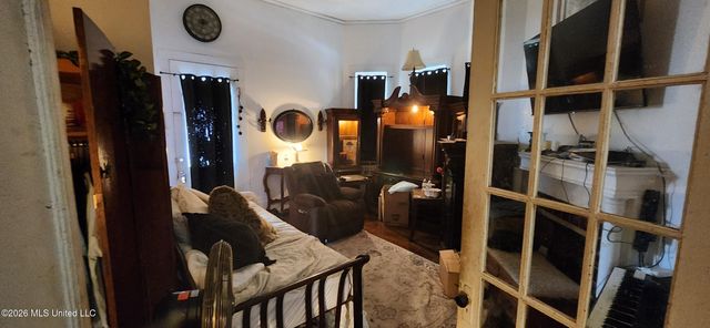 202 Hotel Street, Booneville, MS 38829