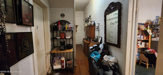 202 Hotel Street, Booneville, MS 38829