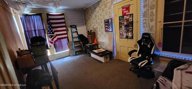 202 Hotel Street, Booneville, MS 38829