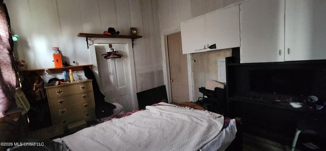 202 Hotel Street, Booneville, MS 38829