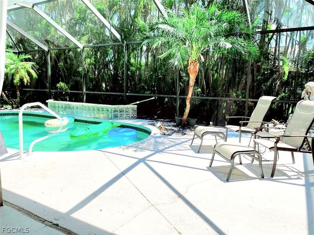 2863 SW 24th AVE, Cape Coral, FL 33914