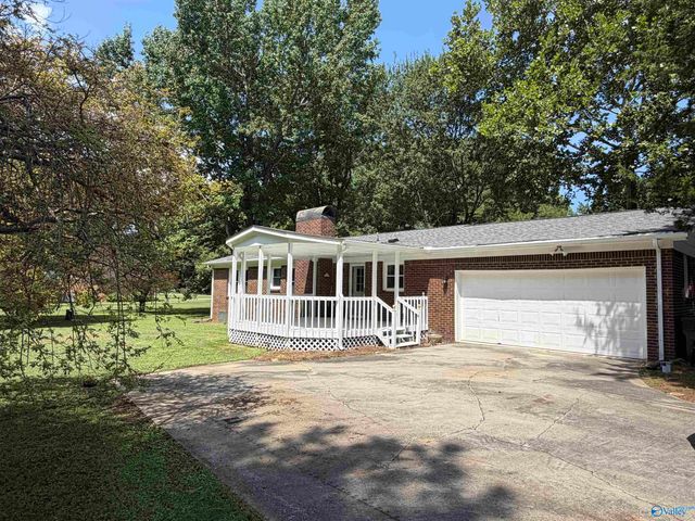 181 Charles Drive, Hazel Green, AL 35750