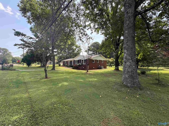 181 Charles Drive, Hazel Green, AL 35750