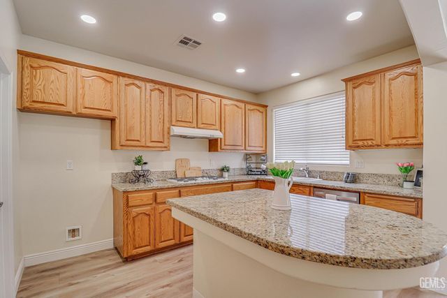 14900 Central Coast Street, Bakersfield, CA 93314