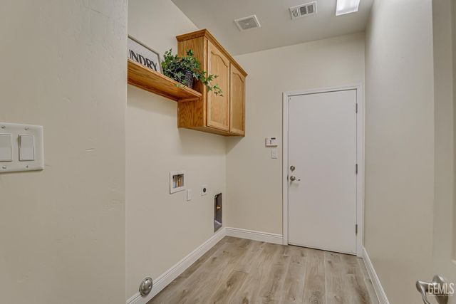 14900 Central Coast Street, Bakersfield, CA 93314