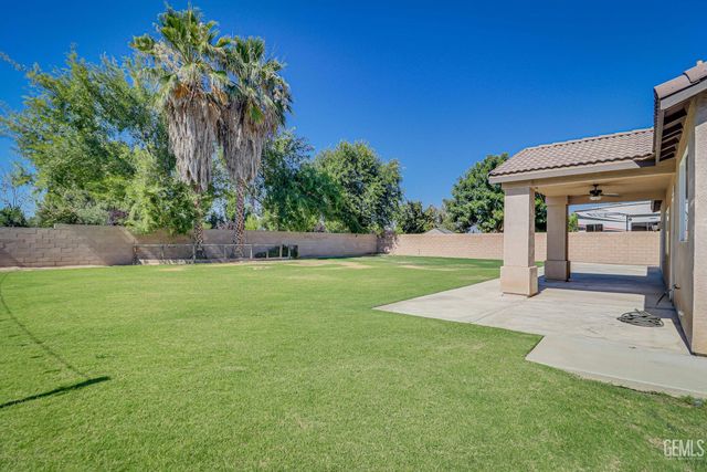 14900 Central Coast Street, Bakersfield, CA 93314