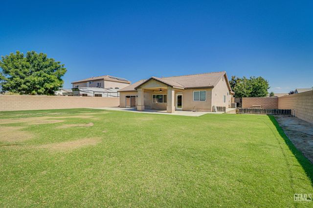 14900 Central Coast Street, Bakersfield, CA 93314