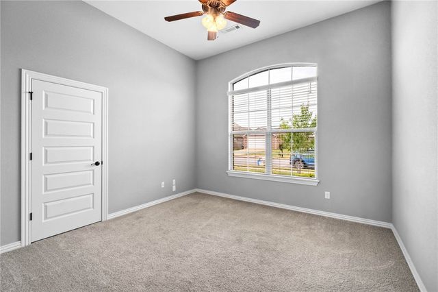 4215 Crosshill Cove, Springdale, AR 72762