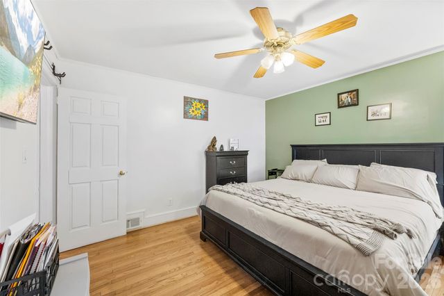 210 Avondale Drive, Lexington, NC 27295