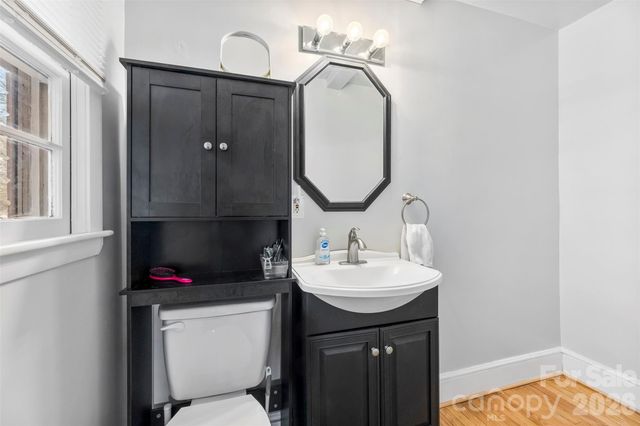 210 Avondale Drive, Lexington, NC 27295