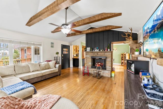 210 Avondale Drive, Lexington, NC 27295