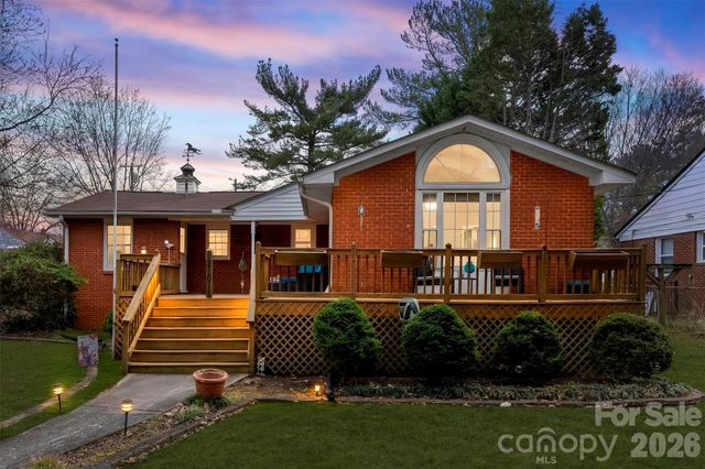 210 Avondale Drive, Lexington, NC 27295