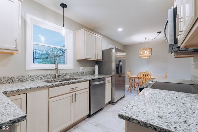 2340 W 65th Street, Indianapolis, IN 46260