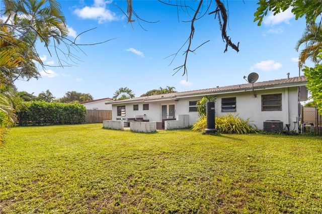 5160 NE 18TH TER, Fort Lauderdale, FL 33308