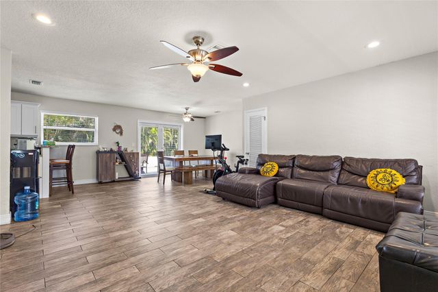 5160 NE 18TH TER, Fort Lauderdale, FL 33308