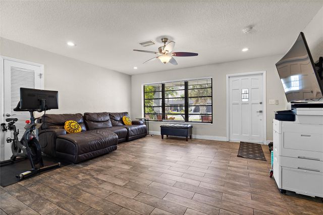 5160 NE 18TH TER, Fort Lauderdale, FL 33308