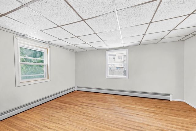 2 Mill St, Beverly, MA 01915