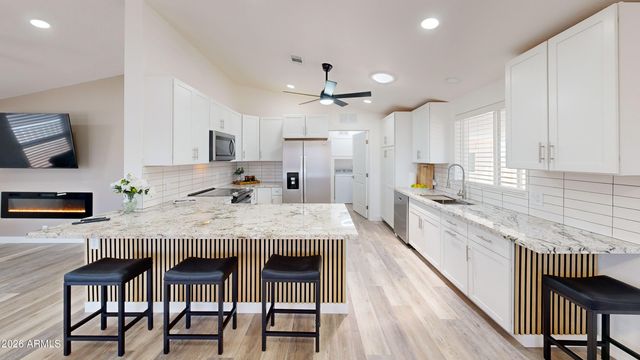 11596 W SIERRA DAWN Boulevard 240, Surprise, AZ 85378