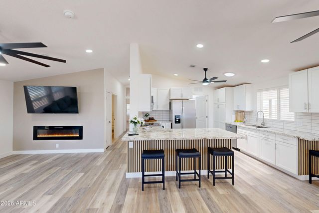 11596 W SIERRA DAWN Boulevard 240, Surprise, AZ 85378