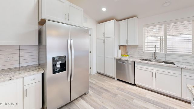 11596 W SIERRA DAWN Boulevard 240, Surprise, AZ 85378