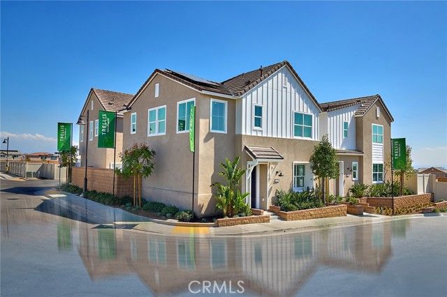 16573 Bottlebrush Lane 3, Fontana, CA 92336