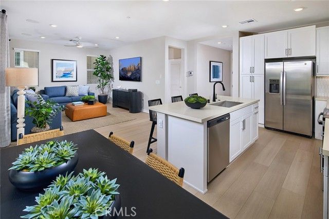 16573 Bottlebrush Lane 3, Fontana, CA 92336