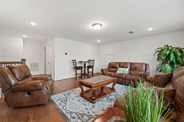 3503 Kensington Gardens Lane, Houston, TX 77055