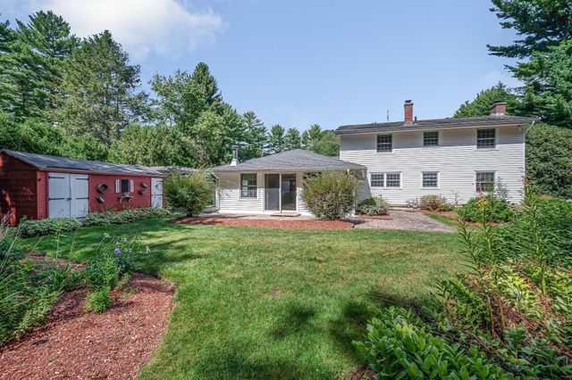 16 Porter Rd, Chelmsford, MA 01824